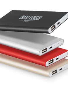 Power Bank slim 4400mAh alumínio, carregador portátil para dispositivos eletrônicos.