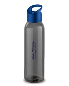 Squeeze Plástico 600ml - Ideal para manter a hidratação em dia, este squeeze de 600ml é perfeito para levar na bolsa, na academia ou no escritório. Feito de plástico transparente, é prático e fácil de transportar. Tenha sempre sua bebida favorita por perto com esse squeeze resistente e de alta qualidade. Adquira já o seu!