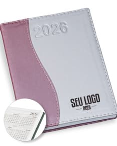 Agenda Diária 2025 com capa roxa e páginas em papel reciclado.