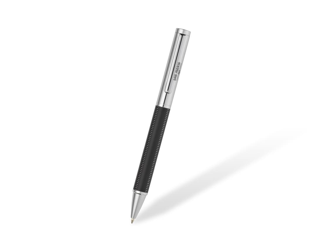 Caneta de metal esferográfica prateada - ideal para escrita suave e precisa. Perfeita para uso no escritório, na escola ou em casa. Adquira já a sua!