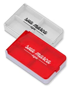 Porta comprimidos moderno e prático para organização diária. Mantenha seus medicamentos em segurança e nunca se esqueça de tomar. Perfeito para viagens e uso diário. Nunca mais deixe de tomar seus remédios na hora certa.