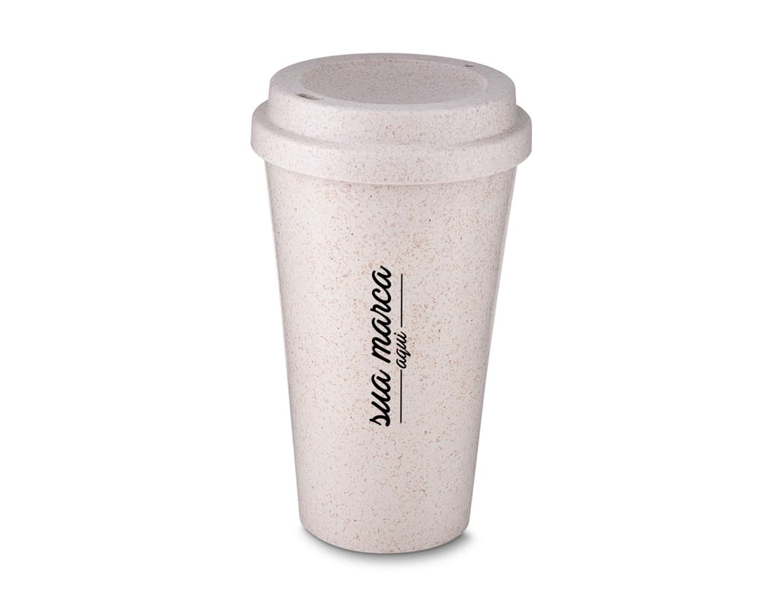 Copo de fibra de arroz 550ml: ideal para quem busca sustentabilidade e praticidade. Feito de material ecológico, este copo é resistente, moderno e perfeito para o dia a dia. Tenha sempre sua bebida preferida à mão, seja no escritório ou em casa. Aproveite!