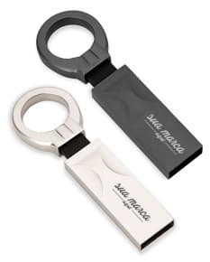 Pen Drive de Alumínio 8GB - Moderno, prático e elegante! Ideal para armazenar seus arquivos com segurança. Com design compacto e resistente, é o acessório perfeito para ter seus dados sempre à mão. Adquira já o seu! #PenDrive #Alumínio #8GB #Armazenamento