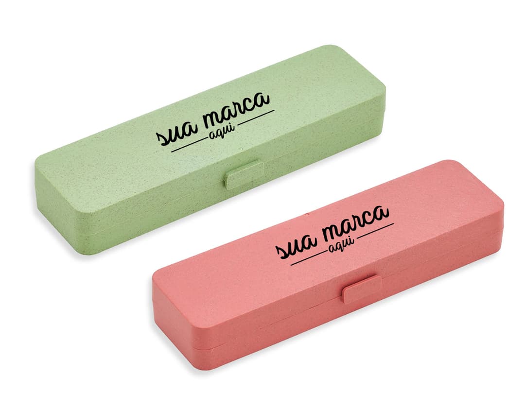 Estojo Fibra de Bambu: Organize seus materiais de forma ecologicamente correta. Este estojo sustentável é feito de bambu, perfeito para a escola ou escritório. Mantenha seus lápis, canetas e borrachas organizados e com estilo. Adquira já o seu!