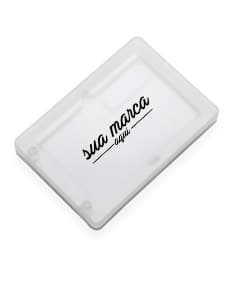 Estojo para pen card: mantenha seus dados protegidos com estilo e praticidade. Ideal para quem busca organização e segurança para suas informações. Perfeito para ambientes business, modernos e tecnológicos. Garanta já o seu!