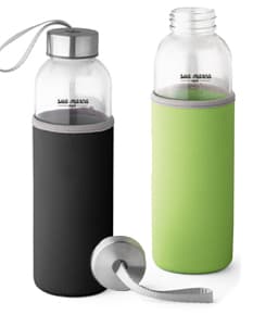 Frascos de vidro para brindes e lembranças personalizados. Garrafas de água, sucos e bebidas em geral. Ideal para restaurantes, bares, spas e eventos. Design moderno, saudável e sustentável. Perfeitos para promoção da saúde e bem-estar. Compre já seu squeeze de vidro e promova sua marca de forma ecológica!