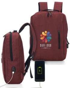 Mochila de viagem de couro retro, perfeita para sua próxima aventura! Com design fashion e handle resistente, ideal para levar seus pertences com estilo. Acompanhe seu jaunt com esse acessório versátil e prático. Ideal para quem está sempre away abroad.