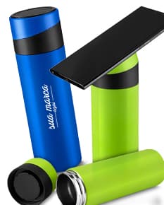 Garrafa térmica 400ml - Ideal para manter suas bebidas na temperatura certa durante todo o dia. Feita de material plástico de alta qualidade, essa garrafa é resistente e durável. Perfeita para levar para o trabalho, academia ou passeios ao ar livre. Fique sempre hidratado com estilo e praticidade. Garanta já a sua!