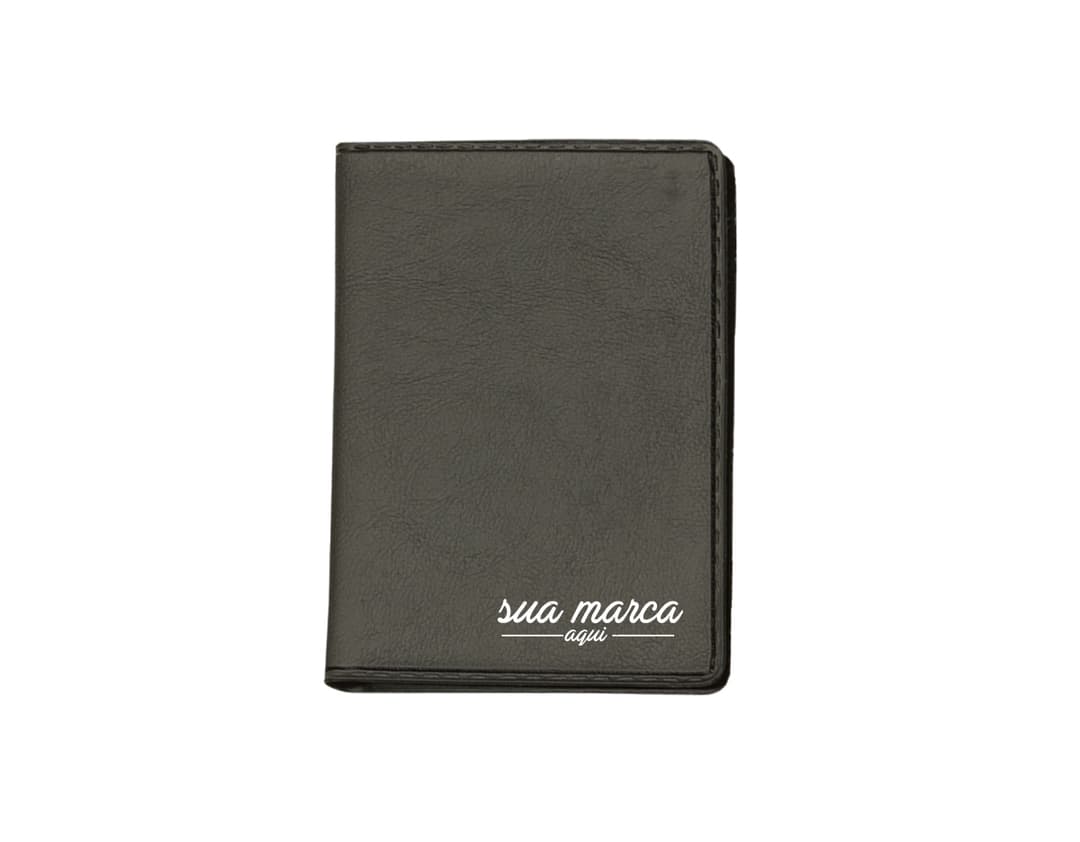 Porta Documentos em Couro - Acessório de Luxo para Escritório e Negócios. Mantenha seus documentos organizados com elegância e estilo. Ideal para reuniões e viagens de negócios. Confeccionado em couro premium, possui design moderno e espaçoso para acomodar suas necessidades. Adquira o seu agora e mostre sofisticação em todos os momentos.