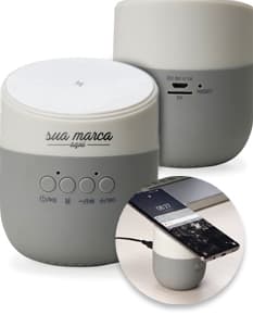 Caixa de som portátil com carregador: tecnologia contemporânea e potência reunidas em um só produto. Conexão wireless, resistente e ideal para o seu dia a dia. Aproveite!