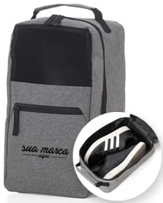 Porta Tênis de Couro Moderno para Viagem. Ideal para guardar seus tênis com segurança e estilo, esse porta tênis de couro é prático e fashion. Com design casual e zip up, é o acessório perfeito para viajar. Garanta já o seu!