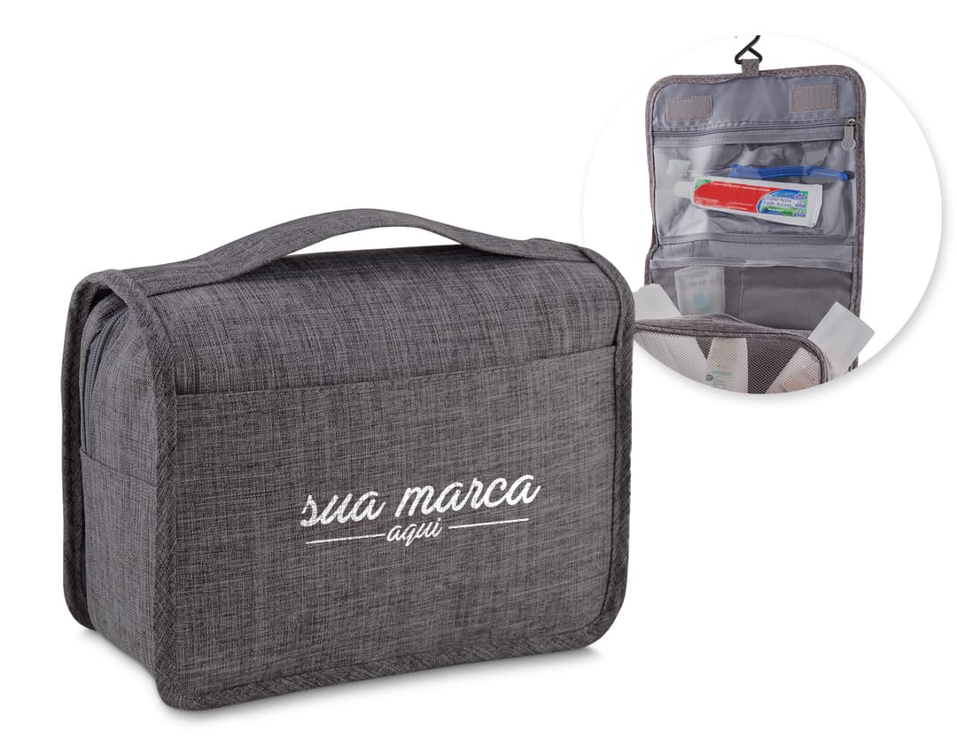 Necessaire preta de poliéster com espaço interno, ideal para armazenar objetos, equipamentos e dinheiro com segurança. Perfeita para viagens, escritório e celebrações.