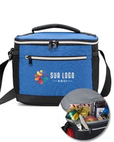 Bolsa térmica de 10 litros com bolsos, em couro na cor preta, com alça e fecho de metal. Ideal para viagens e armazenamento de alimentos e medicamentos. Estilo moderno e elegante, perfeito para negócios e lazer. Acabamento de luxo e bolsos para melhor organização.