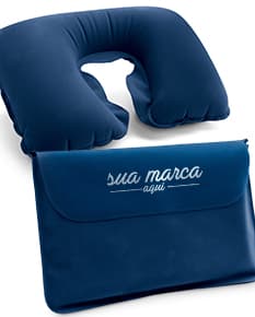 Almofada de pescoço em couro preto de luxo para viagens e negócios. Ideal para conferir elegância e praticidade em todas as ocasiões. Aproveite!