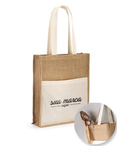 Sacola de juta de 240g com bolso frontal, ideal para compras seguras e protegidas. O fecho de cadeado garante a proteção do conteúdo, enquanto o metal resistente e o design moderno proporcionam segurança e estilo. Perfeita para armazenar dinheiro, cartões e outros objetos de valor durante suas compras no mercado ou loja.