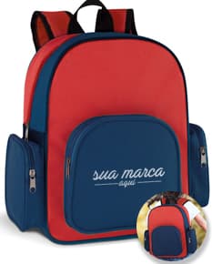 Mochila Infantil de Luxo em Couro Preto - Perfeita para Viagens e Passeios Escolares. Com design moderno, alças ajustáveis e zíper de metal, essa mochila é a combinação perfeita de segurança e estilo para seu filho. Adquira já a sua!