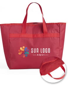 Sacola de nylon 600 na cor preta, com dimensões de 25x36x14 cm. Possui alças e fecho em zíper, ideal para compras no shopping, lojas de varejo e presentes. Elegante e moderna, perfeita para adicionar estilo ao seu look.