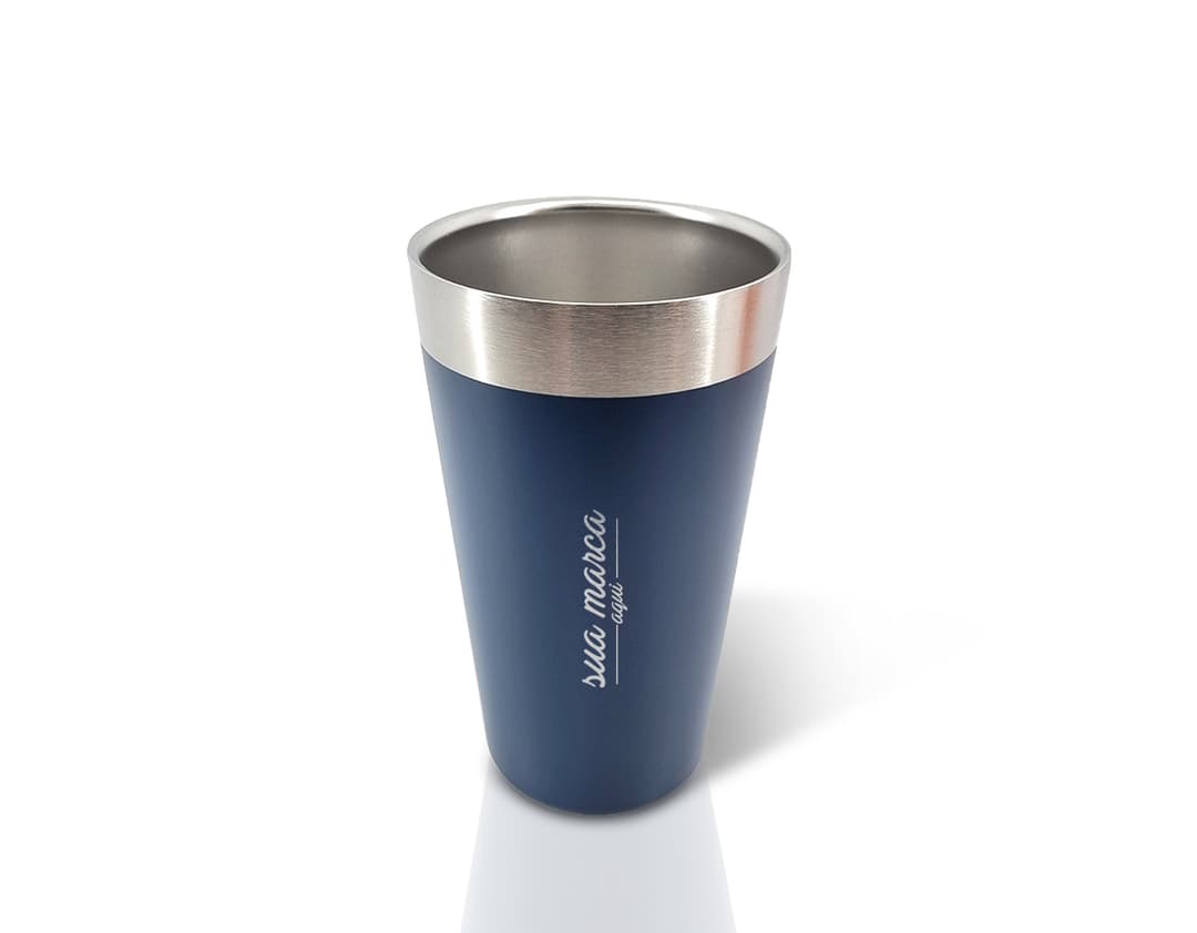Copo Térmico 473ml - Mantenha suas bebidas quentes ou geladas por mais tempo com o copo térmico de 473ml. Ideal para café, chá, suco ou água. Design elegante e funcional, perfeito para manter sua bebida preferida na temperatura ideal. Aproveite!