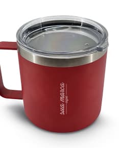 Caneca térmica 450ml para manter sua bebida favorita quente por mais tempo! Perfeita para café, chá, chocolate quente e muito mais. Feita em cerâmica de alta qualidade, possui alça ergonômica e design elegante. Acompanha tampa e é ideal para o café da manhã ou um momento relaxante no meio do dia. Adquira já a sua!