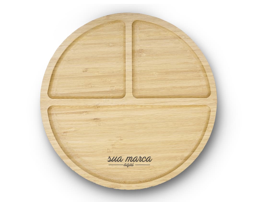 Petisqueira de bambu 30x30 - Ideal para servir petiscos e aperitivos com estilo e praticidade. Confeccionada em bambu, é resistente e ecologicamente correta. Adicione um toque de elegância à sua cozinha com este item versátil e durável. Seja para um jantar especial ou para o dia a dia, esta petisqueira é a escolha perfeita.