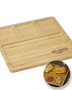 Petisqueira quadrada vintage de madeira reciclada com textura grunge e design retro. Perfeita para decorar sua mesa com um toque rústico e único. Adquira já a sua e surpreenda seus convidados! #petisqueira #vintage #madeira #decoração