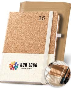 Agenda em cortiça e linho para o ano de 2026.