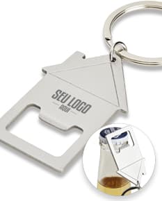 Chaveiro metal abridor - Adicione elegância e praticidade ao seu dia a dia com este chaveiro metal abridor. Perfeito para presentear ou para uso pessoal, seu design sofisticado e acabamento em metal dourado trazem um toque de luxo a qualquer ocasião. Aproveite!