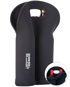 Porta Garrafas Isotérmico Duplo de design moderno e elegante, feito de plástico e metal. Possui formato curvo e brilhante, com capacidade para um frasco de vidro ou plástico. Ideal para manter a temperatura de bebidas frescas.