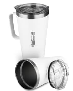 Caneca térmica 530ml de cor branca, com tampa de rosca e alça ergonômica.