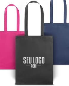 SACOLA 270 x 350 mm amarela com design fashion em uma boutique de shopping, protegida por um cadeado e etiqueta de segurança. O produto está dentro de uma embalagem de metal seguro e protegido.