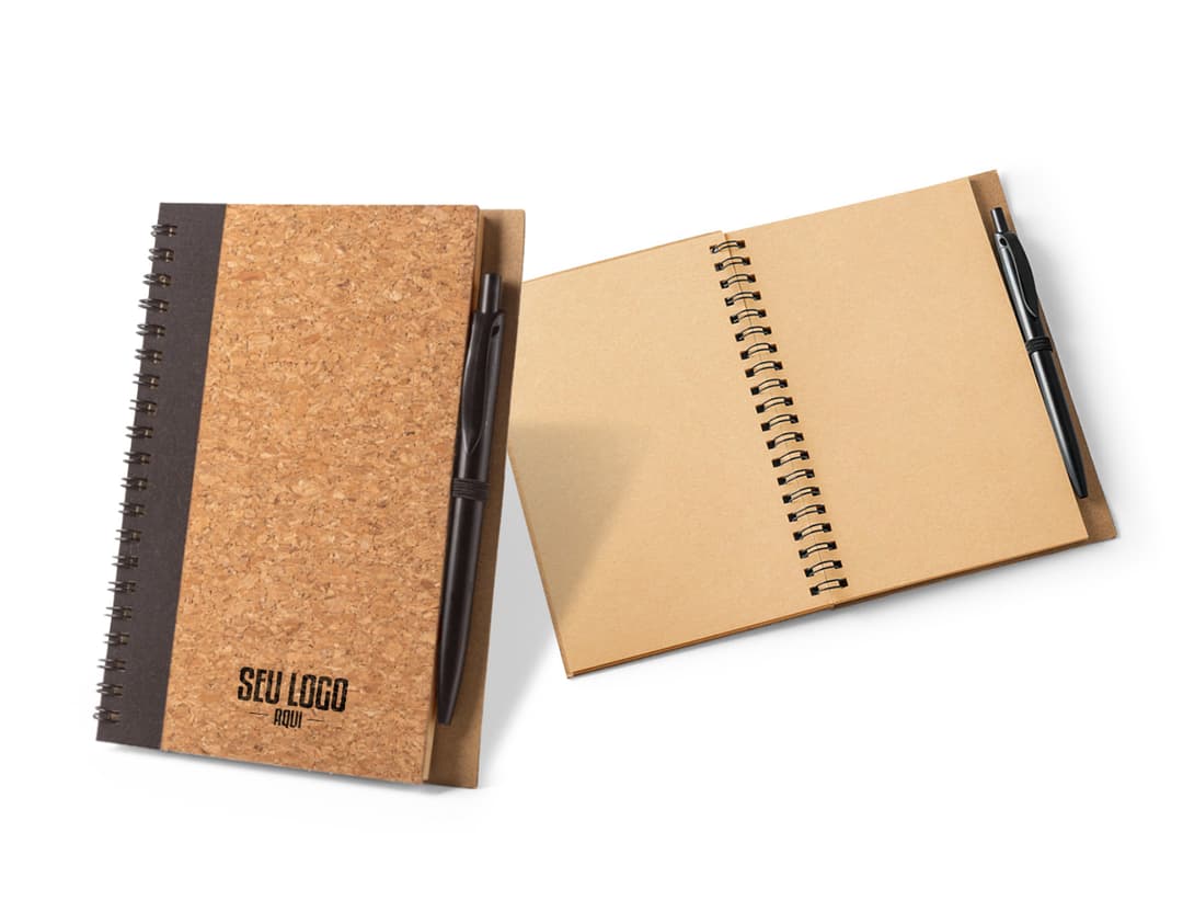Bloco de anotações 13x17, perfeito para organizar suas ideias. Ideal para escrita e desenho, compacto e prático. Tenha suas anotações sempre à mão!