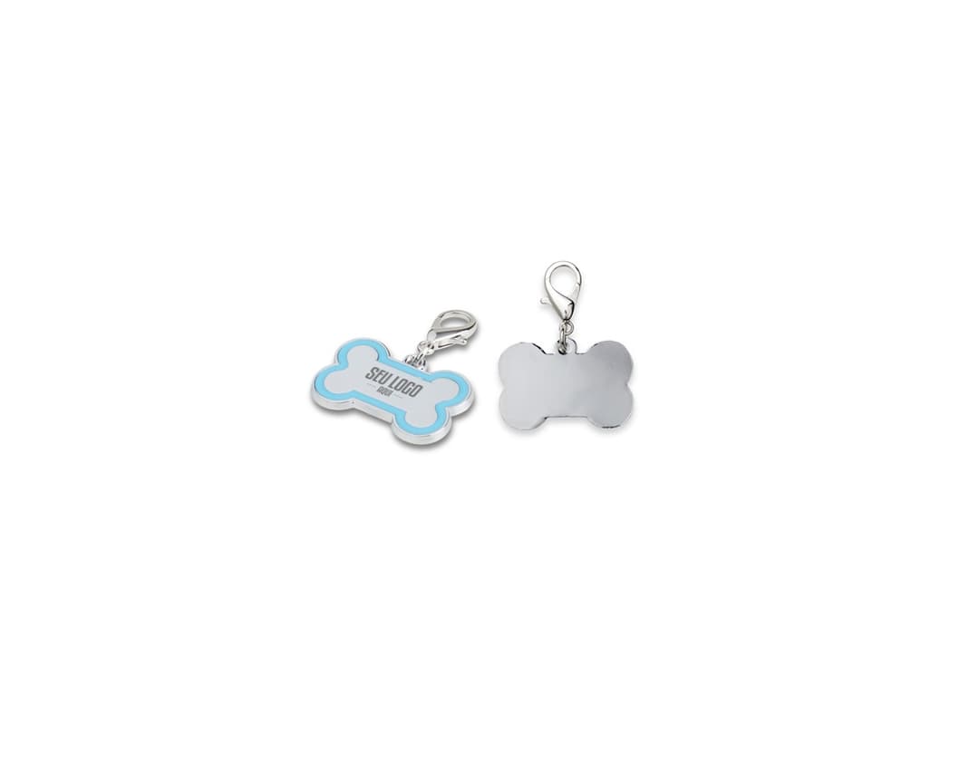 Chaveiro Pets Pequeno em preto e branco, com design de silhuetas de animais. Ideal para colecionadores, amantes de animais e fãs de ícones fofos.