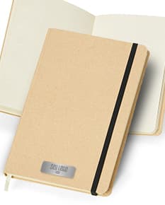Caderneta kraft sem pauta com elástico, ideal para anotações e lembretes. Possui capa em papelão kraft, folhas em branco e elástico para manter as páginas fechadas. Perfeito para uso no escritório, escola ou em casa.