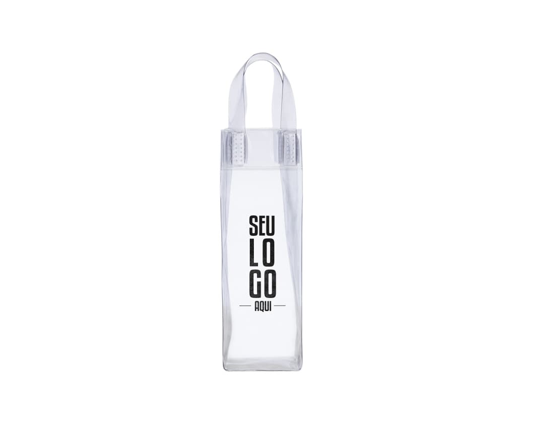 Sacola transparente para transporte de bebidas, contendo garrafas de vodka, vinho, cerveja e água. A sacola é de plástico, com capacidade para diversos tipos de bebidas alcoólicas e não alcoólicas. A imagem mostra a praticidade e a versatilidade do produto para festas, celebrações e eventos.