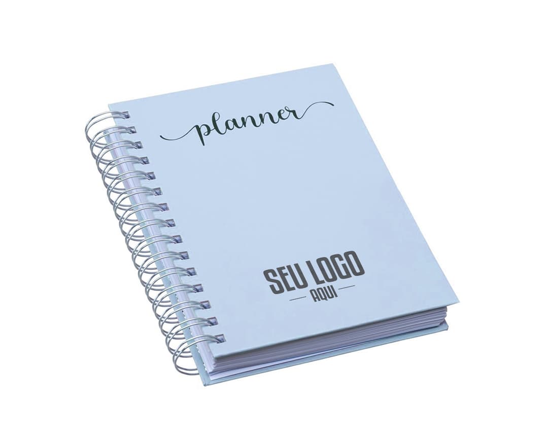 Planner anual em percalux com calendários.