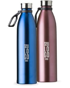 Garrafa Inox 1,1 litros: perfeita para manter suas bebidas frescas e saudáveis em qualquer ocasião. Feita em aço inoxidável, transparente e higiênica. Ideal para festas, viagens ou para levar para a academia. Adquira já a sua!