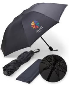 Guarda-chuva manual para proteção em dias de chuva. Com design exclusivo e feito de nylon resistente, proporciona conforto, segurança e praticidade para os seus dias de negócios. Acessório essencial para garantir sua proteção e segurança contra o mau tempo. Adquira já o seu!