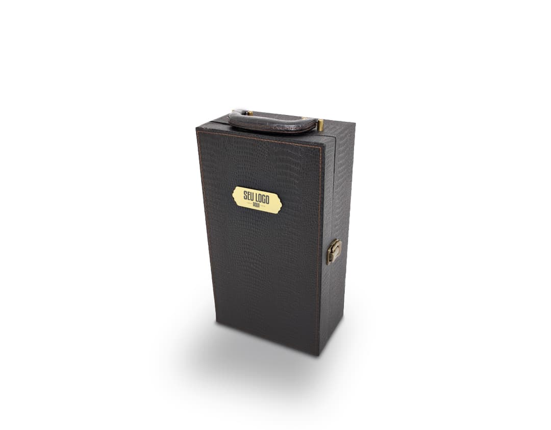 Kit Vinho 4 Peças - Conjunto elegante e moderno para os apreciadores de vinho. Composto por caixa de couro, saca-rolhas, tampa de garrafa e cortador de selo. Ideal para presentear ou usar em eventos. Aproveite!