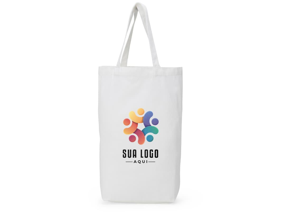Sacola de algodão com alças internas, ideal para carregar compras no shopping. A embalagem é feita de papel, vazia e vem com etiqueta. Ótima opção para presentes, pode ser usada para transportar produtos de forma segura.