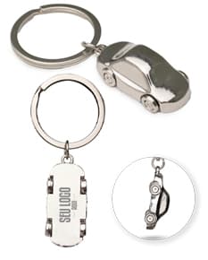 Chaveiro de metal cromado, com cadeia e fecho de segurança. Acessório elegante e seguro para suas chaves. Ideal para manter suas chaves acessíveis e protegidas. Adicione um toque de estilo ao seu dia a dia. Acesse com facilidade e mantenha suas chaves sempre seguras com este chaveiro de metal resistente. Um símbolo de sofisticação e praticidade. Perfeito para manter suas chaves organizadas e protegidas. Adquira já o seu chaveiro de metal!