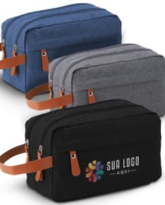 Nécessaire poliéster com couro preto, equipamento moderno com 3 zíperes, ideal para armazenar objetos, câmera reflex, dinheiro, documentos e acessórios.