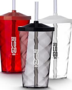 Copo PS 550ml perfeito para bebidas geladas e sucos saudáveis. Feito em material de excelente qualidade, ideal para manter sua bebida na temperatura ideal por mais tempo. Garanta já o seu!  