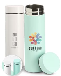 Garrafa térmica 240ml transparente - Mantenha sua bebida sempre na temperatura ideal com esta garrafa térmica prática e moderna. Perfeita para levar para o trabalho, academia ou até mesmo para um passeio ao ar livre. Tenha sempre sua bebida preferida por perto, seja no verão ou no inverno. Aproveite essa opção de qualidade e praticidade para cuidar da sua saúde em qualquer lugar.