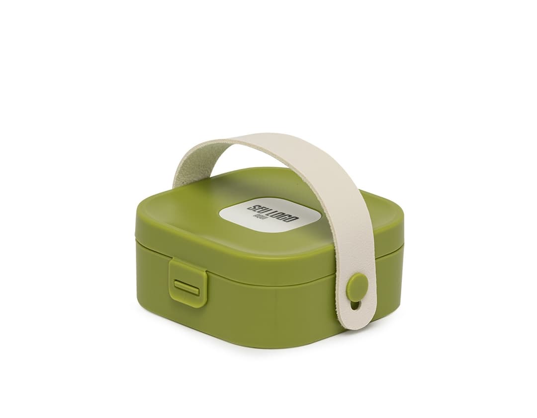 Porta jóia com espelho para armazenar e proteger suas joias com segurança. Design moderno e funcional, ideal para organizar seus acessórios. Confira!