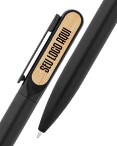 Esferográfica em alumínio - Ferramenta de escrita elegante para uso no escritório, escola ou negócios. Feita em metal prateado de alta qualidade, esta caneta é perfeita para assinar documentos importantes e fazer anotações. Adquira já a sua!
