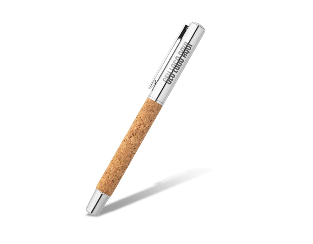 Caneta roller com corpo em aço inox para um escrita suave e elegante. Ideal para uso no escritório, em casa ou na escola. Feita com materiais duráveis e de alta qualidade. Adquira já a sua!