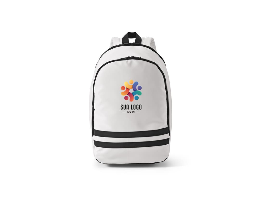 Mochila em 290T preta de couro, com alças de nylon e fecho de zíper. Ideal para viagens, esportes e uso casual. Perfeita para carregar objetos pessoais e equipamentos.