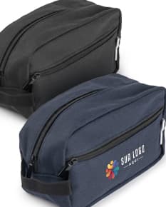 Necessaire de couro preto com zíper e alça de mão, ideal para viagens e armazenamento de objetos pessoais. Estilo moderno e elegante para homens de negócios de sucesso, com espaço para dinheiro, cartões, documentos e outros acessórios. Ideal para viagens de negócios ou lazer.