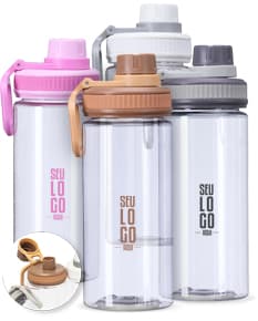 Squeeze Plástico 500ml na cor azul com tampa rosqueável e bico para beber.