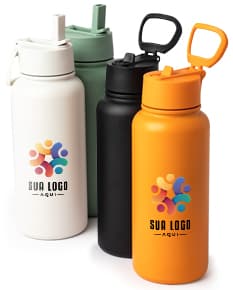 Garrafa térmica de 900ml em plástico transparente com tampa amarela. Perfeita para armazenar líquidos quentes ou frios. Ideal para manter a bebida fresca durante horas.